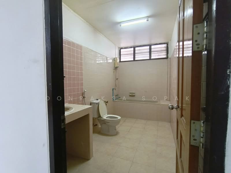 ทาวน์เฮ้าส์ 5-ห้องนอน, กรุงเทพ, ช่องนนทรี, ยานนาวา, กรุงเทพ, 532 ตร.ม., ทาวน์เฮ้าส์ ให้เช่า, โดย Boonraksa Sopak, 500445242 - DDproperty.com