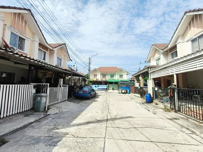 Pruksa 28/1, Samut Prakan, Praksa Road, Phreak Sa Mai, Muang Samut Prakarn, Samut Prakan, 3 Bedrooms, 100 sqm, Townhouse For Sale, by The Best Property แต, 500445261 - DDproperty.com