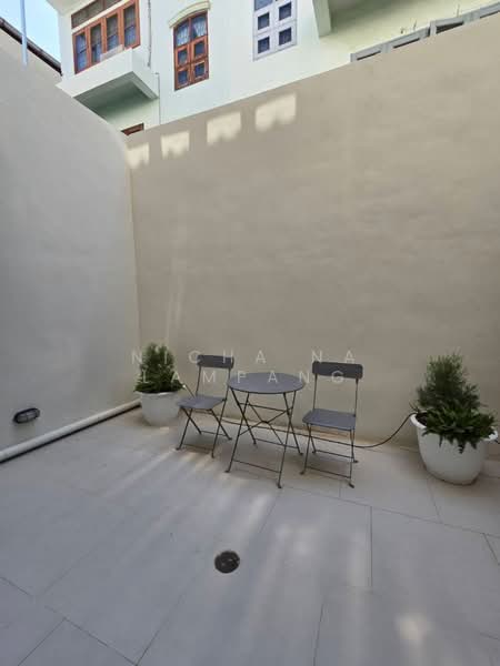 4-BR Townhouse, Bangkok, Saphan Song, Wang Thonglang, Bangkok, 4 Bedrooms, 112 sqm, Townhouse For Sale, by Nicha Na Lampang, 500445278 - DDproperty.com