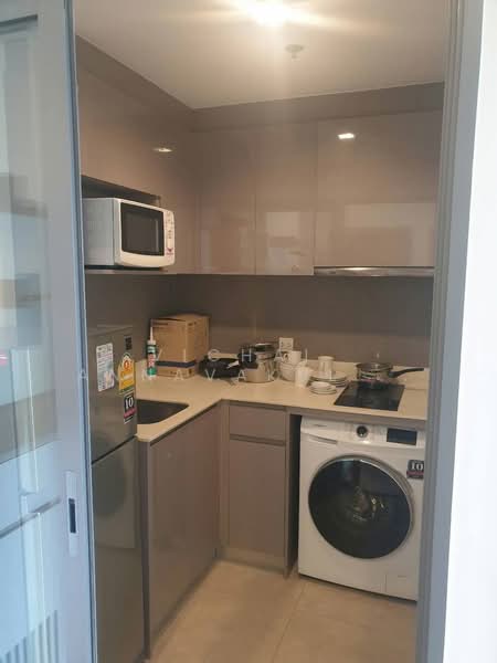 Whizdom Connect Sukhumvit, Bangkok, 1 Soi Piyibut 1, Sukhumvit Road, Bang Na, Bangkok, 2 Bedrooms, 43 sqm, Condo For Rent, by Vichai Annavakulthorn, 500445285 - DDproperty.com