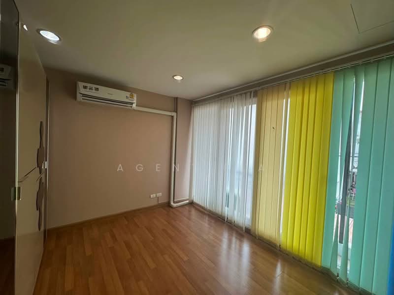 Baan Klang Muang Urbanion Rama 9-Ladprao, Bangkok, Soi Ladprao 84, Ladprao Road, Wang Thonglang, Bangkok, 3 Bedrooms, 220 sqm, Townhouse For Rent, by Agent Pla, 500445294 - DDproperty.com