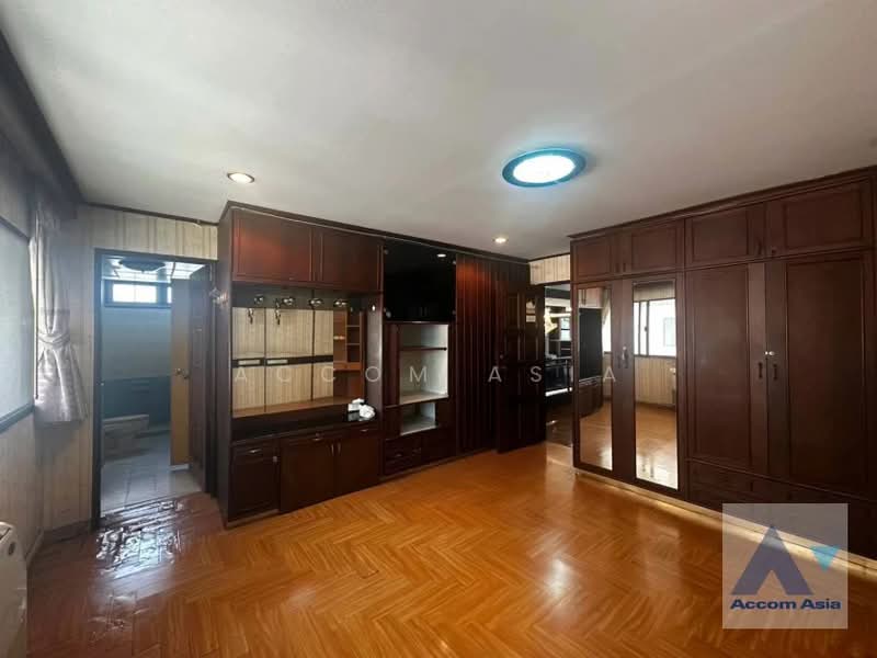 Siam Penthouse 2 Condominium : สยาม เพนท์เฮาส์ 2 คอนโดมิเนียม, กรุงเทพ, 72 ซอยสาทร 1 ถนนสาทร, ทุ่งมหาเมฆ, สาทร, กรุงเทพ, 175 ตร.ม., อพาร์ทเมนท์ ขาย, โดย Accom Asia, 500445308 - DDproperty.com