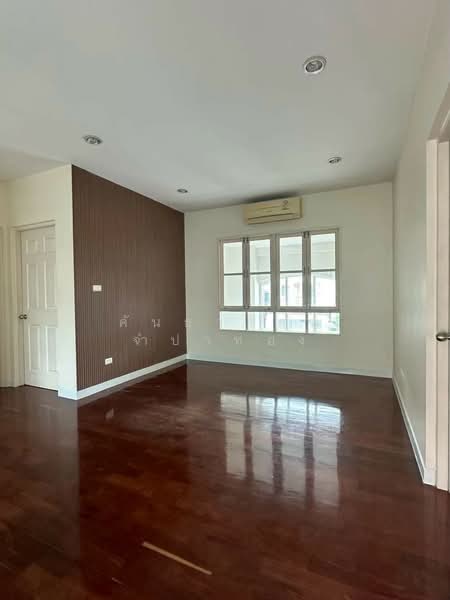 Baan Nantawan Srinakarin, Samut Prakan, Srinakarin Road, Bang Muang Mai, Muang Samut Prakarn, Samut Prakan, 3 Bedrooms, 300 sqm, Single Detached House For Rent, by คันธารัตน์ จำปาทอง, 500445318 - DDproperty.com