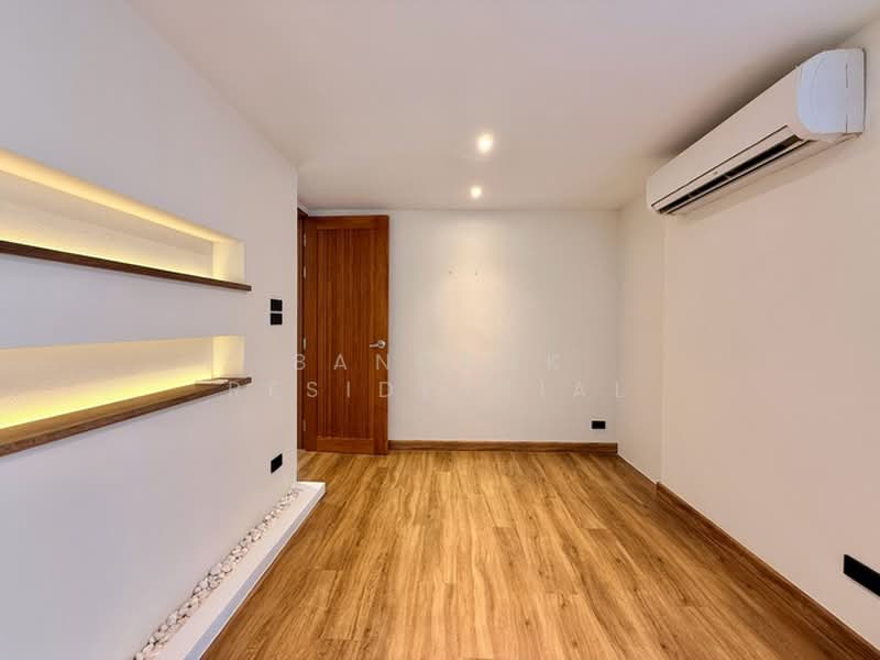 Townhouse, Bangkok, Khlong Tan Nua, Watthana, Bangkok, 5 Bedrooms, 220 sqm, Townhouse For Rent, by Bangkok Residential, 500445319 - DDproperty.com