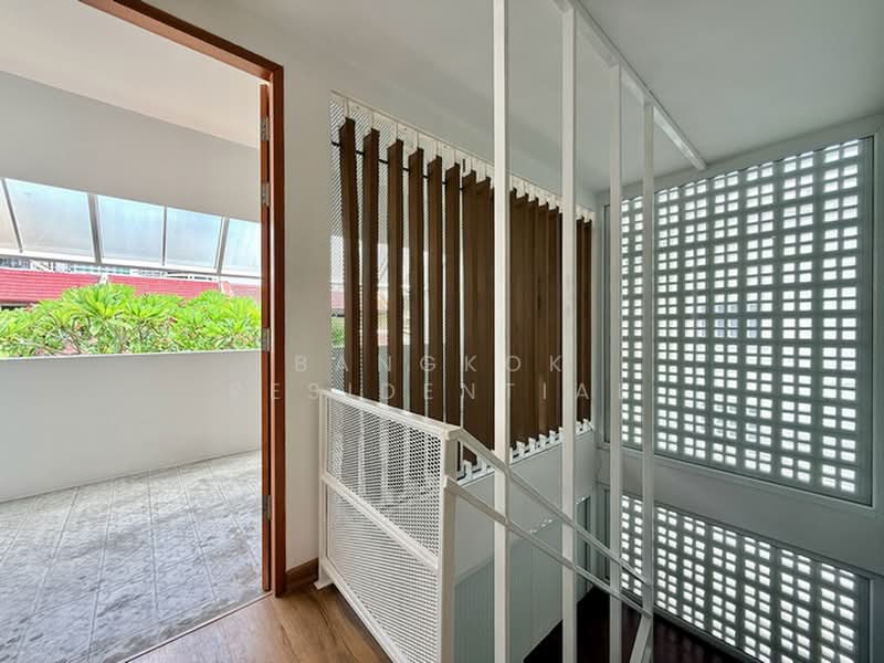 Townhouse, Bangkok, Khlong Tan Nua, Watthana, Bangkok, 5 Bedrooms, 220 sqm, Townhouse For Rent, by Bangkok Residential, 500445319 - DDproperty.com