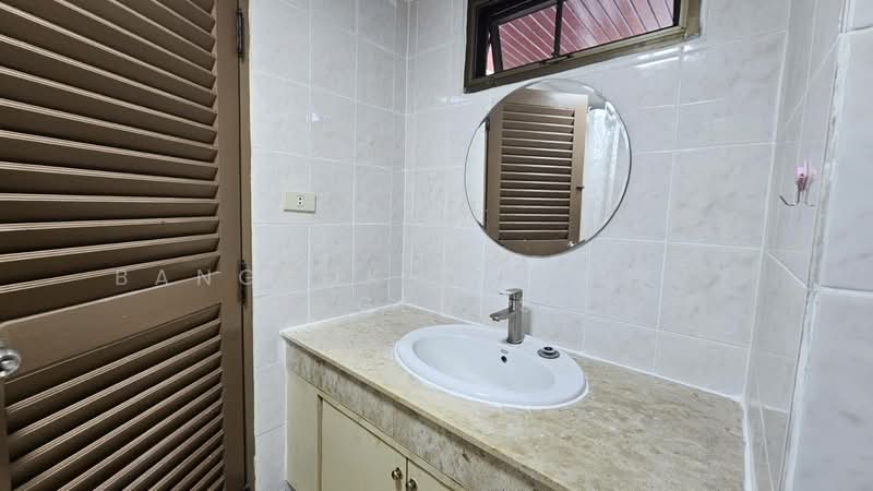 D.H.Grand Tower, Bangkok, Soi Prommit, Khlong Tan Nua, Watthana, Bangkok, 3 Bedrooms, 280 sqm, Condo For Rent, by BANGKOK PROPERTY AGENTS, 500445324 - DDproperty.com