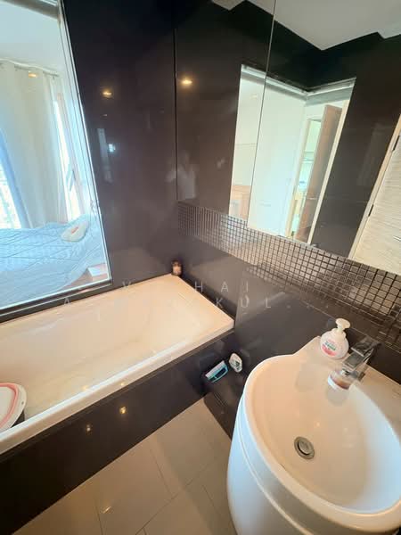 Rhythm Sukhumvit 50, Bangkok, 8 Sukhumvit 50, Sukhumvit Road, Phra Kanong, Khlong Toei, Bangkok, 1 Bedroom, 45 sqm, Condo For Rent, by Vichai Annavakulthorn, 500445348 - DDproperty.com