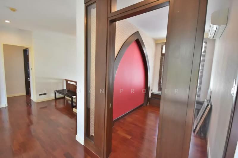 Narasiri Pattanakarn-Srinakarin, Bangkok, 878 Soi Srinakarin 20, Khlong Chan, Bang Kapi, Bangkok, 3 Bedrooms, 374 sqm, Single Detached House For Rent, by Caveman Property, 500445370 - DDproperty.com