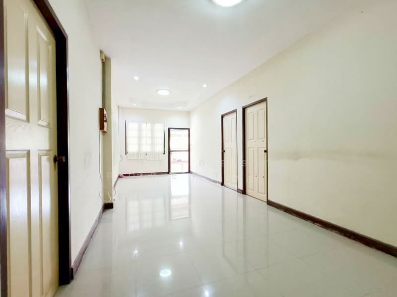 ฟ้าใส 1 ราชบุรี, Ratchaburi, Chedi Hak, Muang Ratchaburi, Ratchaburi, 2 Bedrooms, 150 sqm, Single Detached House For Sale, by The Best Property โอ๋, 500445377 - DDproperty.com