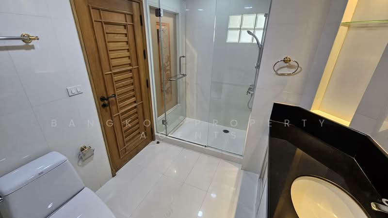 Empire Sawasdee, Bangkok, 235 Soi Sukhumvit 31(Sawasdee), Khlong Tan Nua, Watthana, Bangkok, 2 Bedrooms, 211 sqm, Condo For Rent, by BANGKOK PROPERTY AGENTS, 500445383 - DDproperty.com