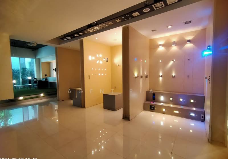 Office and Warehouse for Rent in Ladprao Area, Near Mahadthai Station (Yellow Line) (SPSAD4097), Bangkok, Phlapphla, Wang Thonglang, Bangkok, , 1,672 sqm, Office Space For Rent, by Agent Pla, 500445401 - DDproperty.com