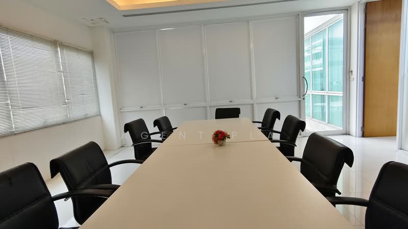 Office and Warehouse for Rent in Ladprao Area, Near Mahadthai Station (Yellow Line) (SPSAD4097), Bangkok, Phlapphla, Wang Thonglang, Bangkok, , 1,672 sqm, Office Space For Rent, by Agent Pla, 500445401 - DDproperty.com