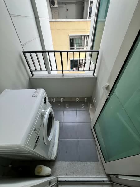 Siri At Sukhumvit, Bangkok, 902 Sukhumvit Road, Phra Kanong, Khlong Toei, Bangkok, 2 Bedrooms, 74 sqm, Condo For Sale, by HOME Real Estate Service, 500445405 - DDproperty.com