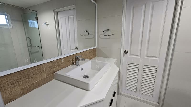 Fifty Fifth Tower : ฟิฟตี้ฟิฟท์ ทาวเวอร์, กรุงเทพ, 84 ซอยสุขุมวิท 55 ถนนสุขุมวิท, คลองตันเหนือ, วัฒนา, กรุงเทพ, 223 ตร.ม., คอนโด ให้เช่า, โดย BANGKOK PROPERTY AGENTS, 500445413 - DDproperty.com