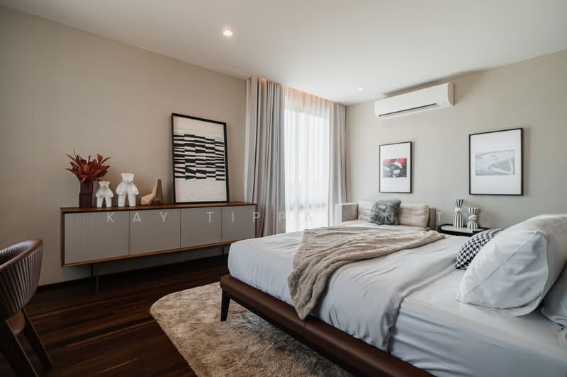 Nirvana Collection Krungthep Kreetha, Bangkok, Soi Srinakarin - Romklao, Saphan Sung, Bangkok, 5 Bedrooms, 616 sqm, Single Detached House For Sale, by Kay Tippayanet, 500445426 - DDproperty.com