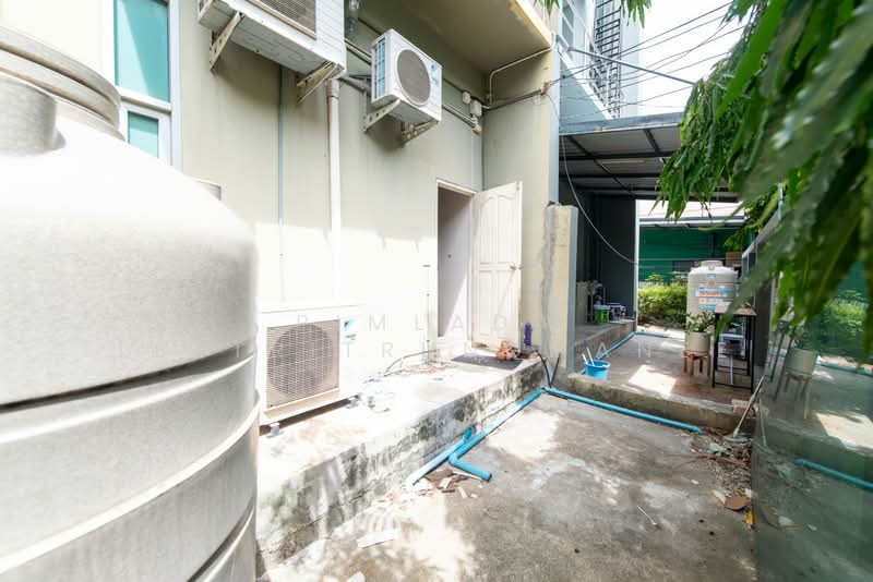 อาคารพาณิชย์ ติดถนนเลี่ยงเมืองปากเกร็ด, นนทบุรี, บางตลาด, ปากเกร็ด, นนทบุรี, 250 ตร.ม., ตึกแถว-อาคารพาณิชย์ ให้เช่า, โดย Pimlada Lertritrungmanee, 500445442 - DDproperty.com