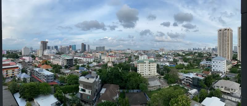 C Ekkamai, Bangkok, 888 Soi Sukhumvit 63, Sukhumvit Road, Khlong Tan Nua, Watthana, Bangkok, 1 Bedroom, 30 sqm, Condo For Sale, by HOME Real Estate Service, 500445452 - DDproperty.com