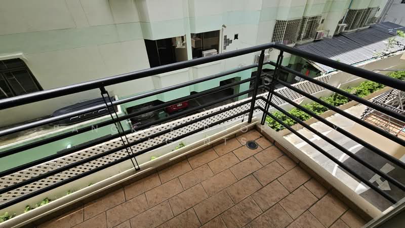 Lumpini Suite Sukhumvit 41 : ลุมพินี สวีท สุขุมวิท 41, กรุงเทพ, ซอยสุขุมวิท 41, คลองตันเหนือ, วัฒนา, กรุงเทพ, 72 ตร.ม., คอนโด ให้เช่า, โดย BANGKOK PROPERTY AGENTS, 500445456 - DDproperty.com