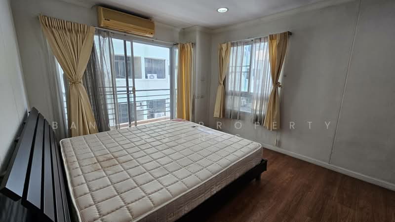 Lumpini Suite Sukhumvit 41, Bangkok, Soi Sukhumvit 41, Khlong Tan Nua, Watthana, Bangkok, 2 Bedrooms, 72 sqm, Condo For Rent, by BANGKOK PROPERTY AGENTS, 500445456 - DDproperty.com