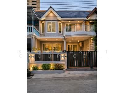 ขาย - บ้านสุขุมวิท 50, กรุงเทพ