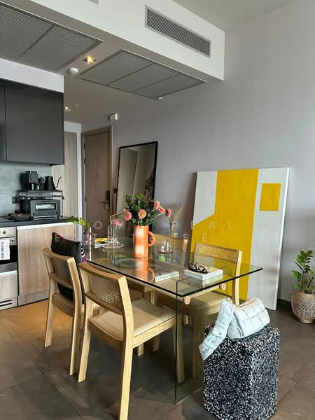 The Lofts Asoke, Bangkok, Sukhumvit 21 Road, Khlongtoei Nua, Watthana, Bangkok, 2 Bedrooms, 75 sqm, Condo For Sale, by HOME Real Estate Service, 500445489 - DDproperty.com