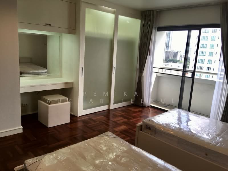 Baan Suanpetch, Bangkok, 18 Soi Sukhumvit 39, Khlong Tan Nua, Watthana, Bangkok, 2 Bedrooms, 132 sqm, Condo For Sale, by Pemika Aukkaraleekul, 500445496 - DDproperty.com