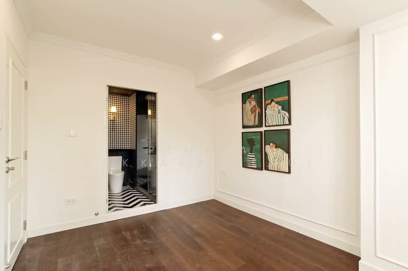Supalai Place Sukhumvit 39, Bangkok, 175-179 Soi Sukhumvit 39 Sukhumvit Road, Khlong Tan Nua, Watthana, Bangkok, 4 Bedrooms, 338 sqm, Condo For Sale, by Pemika Aukkaraleekul, 500445500 - DDproperty.com