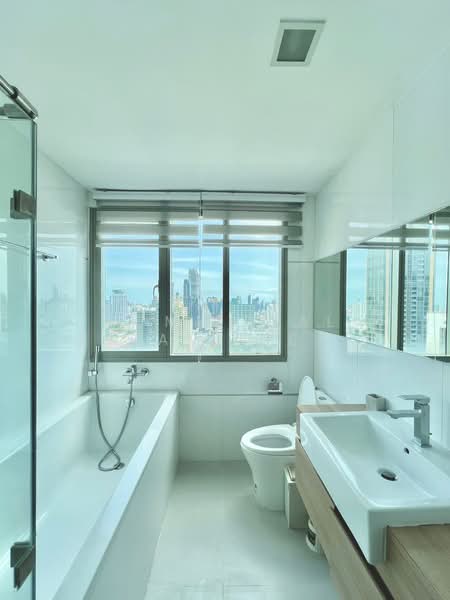 Thru Thonglor, Bangkok, Petchaburi Road, Bang Kapi, Huai Khwang, Bangkok, 2 Bedrooms, 67 sqm, Condo For Sale, by HOME Real Estate Service, 500445521 - DDproperty.com