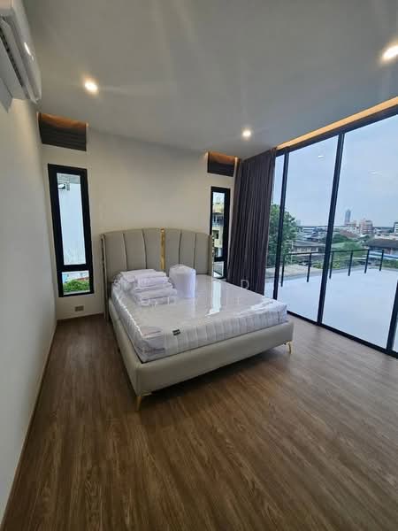 บ้าน 5-ห้องนอน, กรุงเทพ, บางจาก, พระโขนง, กรุงเทพ, 700 ตร.ม., บ้านเดี่ยว ขาย, โดย Suchada Yodyiem, 500445620 - DDproperty.com