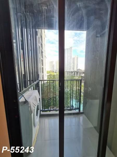 The Base Park East Sukhumvit 77, Bangkok, 99 Soi Pridi Banomyong 2, Phra Kanong Nua, Watthana, Bangkok, Studio, 30 sqm, Condo For Rent, by Susira Prueksawun, 500445666 - DDproperty.com