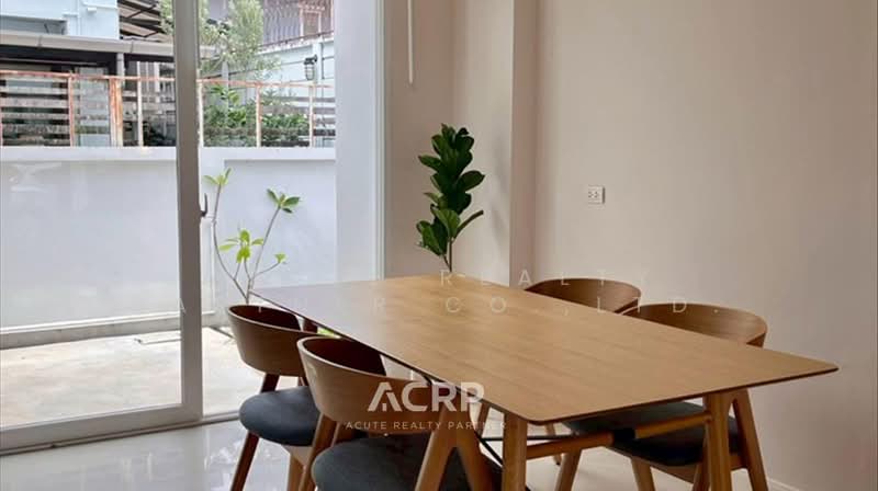 Baan Klang Muang S-Sense Rama 9-Ladprao, Bangkok, Soi Ladprao 84, Ladprao Road, Wang Thonglang, Bangkok, 3 Bedrooms, 160 sqm, Townhouse For Rent, by Acute Realty Partner Co.,Ltd., 500445667 - DDproperty.com