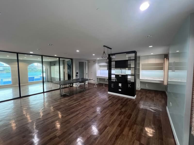 3-BR Townhouse, Bangkok, Saphan Song, Wang Thonglang, Bangkok, 3 Bedrooms, 204 sqm, Townhouse For Sale, by Pemika Aukkaraleekul, 500445683 - DDproperty.com