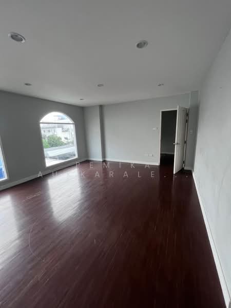 3-BR Townhouse, Bangkok, Saphan Song, Wang Thonglang, Bangkok, 3 Bedrooms, 204 sqm, Townhouse For Sale, by Pemika Aukkaraleekul, 500445683 - DDproperty.com