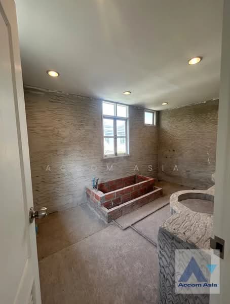 Corner Unit 3 Bedrooms House for Sale in Lat Phrao, Bangkok at Baan Ladprao 1, กรุงเทพ, คลองจั่น, บางกะปิ, กรุงเทพ, 350 ตร.ม., บ้านเดี่ยว ขาย, โดย Accom Asia, 500445693 - DDproperty.com