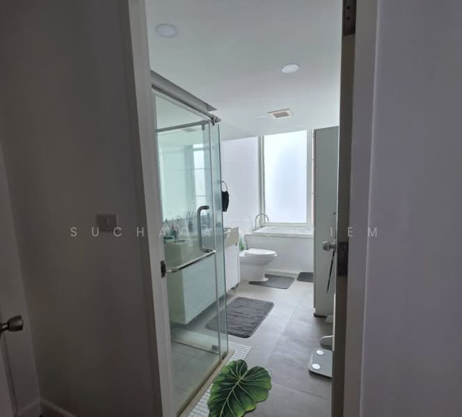 Siri Residence, Bangkok, 21 Soi Sukhumvit 24, Khong Tan, Khlong Toei, Bangkok, 3 Bedrooms, 144 sqm, Condo For Sale, by Suchada Yodyiem, 500445735 - DDproperty.com