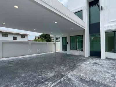 ขาย - บ้านเดี่ยว รีโนเวทพร้อมอยู่, กรุงเทพ
