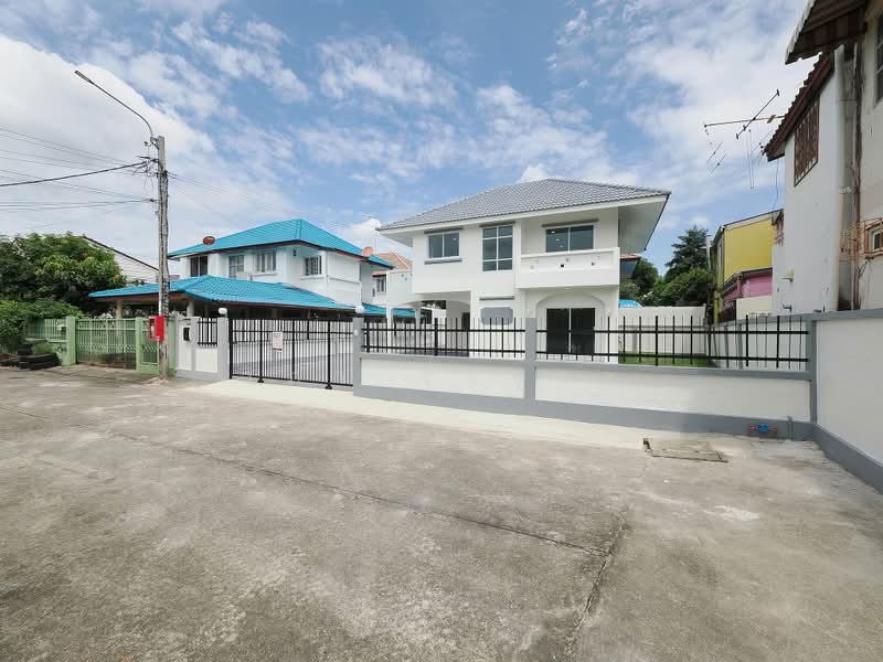 ขายราคาพิเศษ บ้านเดี่ยว 2 ชั้น 67.1 ตรว. ม.บัวทองธานี พาร์ควิลล์2 ขนาด 4 ห้องนอน 2 ห้องน้ำ หัวมุม, Nonthaburi, Bang Bua Thong, Nonthaburi, 4 Bedrooms, 350 sqm, Single Detached House For Sale, by wipa รุ่งธุระ, 500445764 - DDproperty.com