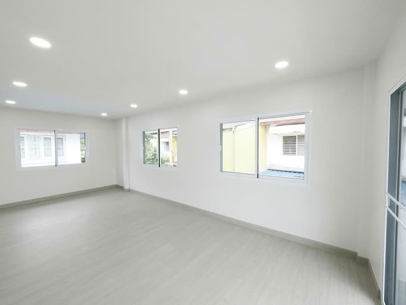 ขายราคาพิเศษ บ้านเดี่ยว 2 ชั้น 67.1 ตรว. ม.บัวทองธานี พาร์ควิลล์2 ขนาด 4 ห้องนอน 2 ห้องน้ำ หัวมุม, Nonthaburi, Bang Bua Thong, Nonthaburi, 4 Bedrooms, 350 sqm, Single Detached House For Sale, by wipa รุ่งธุระ, 500445764 - DDproperty.com