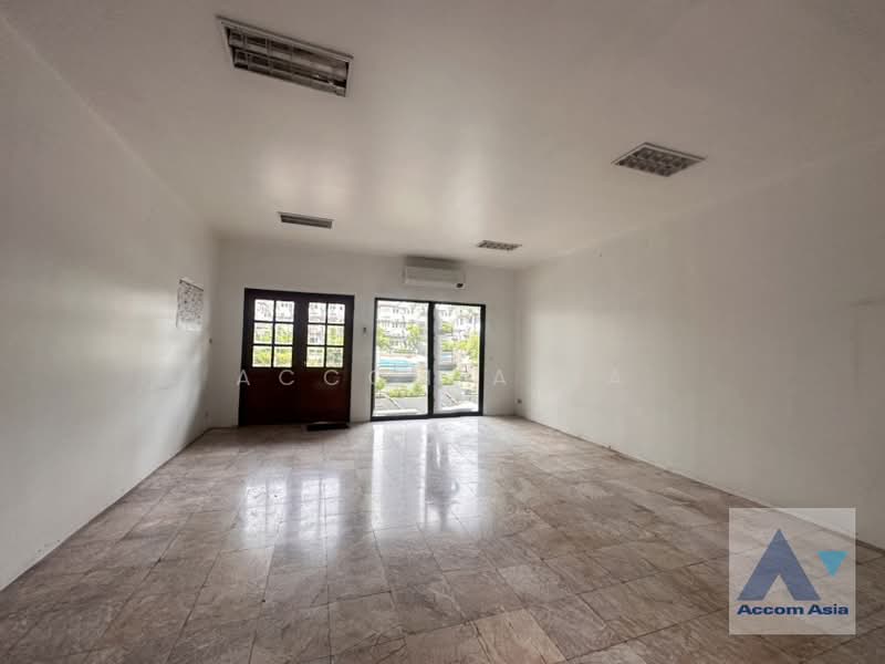 Regent 71 Place, Bangkok, Phra Kanong Nua, Watthana, Bangkok, 4 Bedrooms, 200 sqm, Townhouse For Sale, by Accom Asia, 500445778 - DDproperty.com