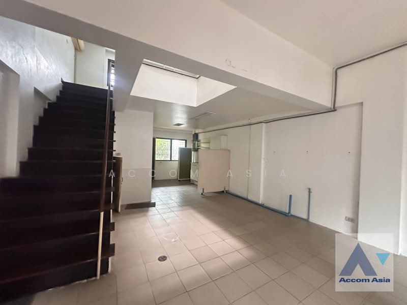 Regent 71 Place, Bangkok, Phra Kanong Nua, Watthana, Bangkok, 4 Bedrooms, 200 sqm, Townhouse For Sale, by Accom Asia, 500445778 - DDproperty.com