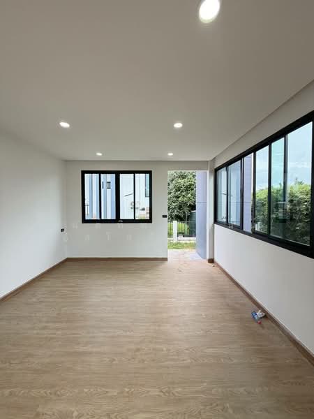 บ้านเดียว 3 ห้องนอน 1 งาน ปากช่อง, Nakhon Ratchasima, Pak Chong, Nakhon Ratchasima, 3 Bedrooms, 180 sqm, Single Detached House For Sale, by Montip Assoratgoon, 500445781 - DDproperty.com