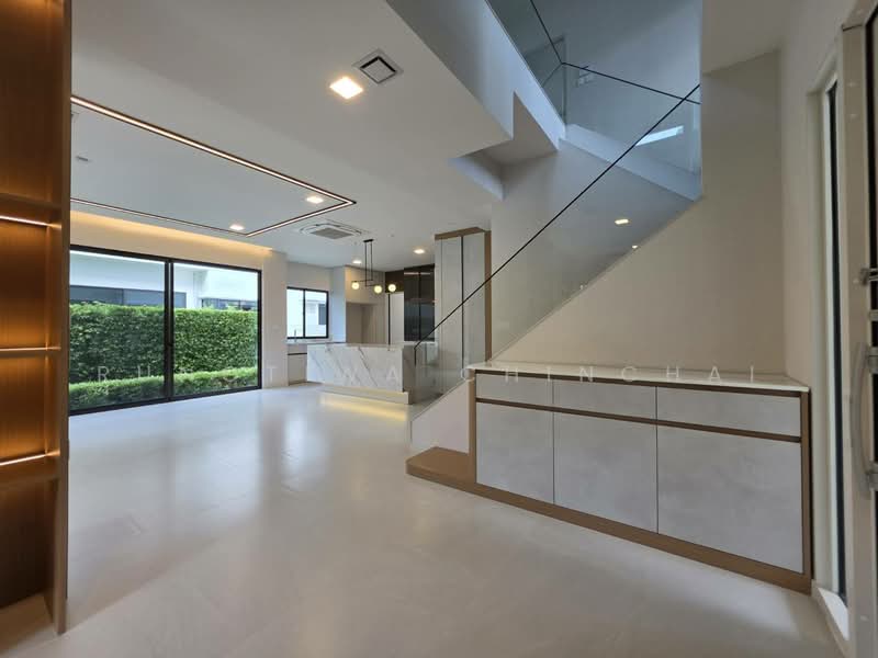 Mantana Bangna Km.15, Samut Prakan, 456 Bangna-Trad Road Km.15, Bang Chalong, Bang Plee, Samut Prakan, 4 Bedrooms, 325 sqm, Single Detached House For Rent, by Rungtiwa Chinchai, 500445808 - DDproperty.com