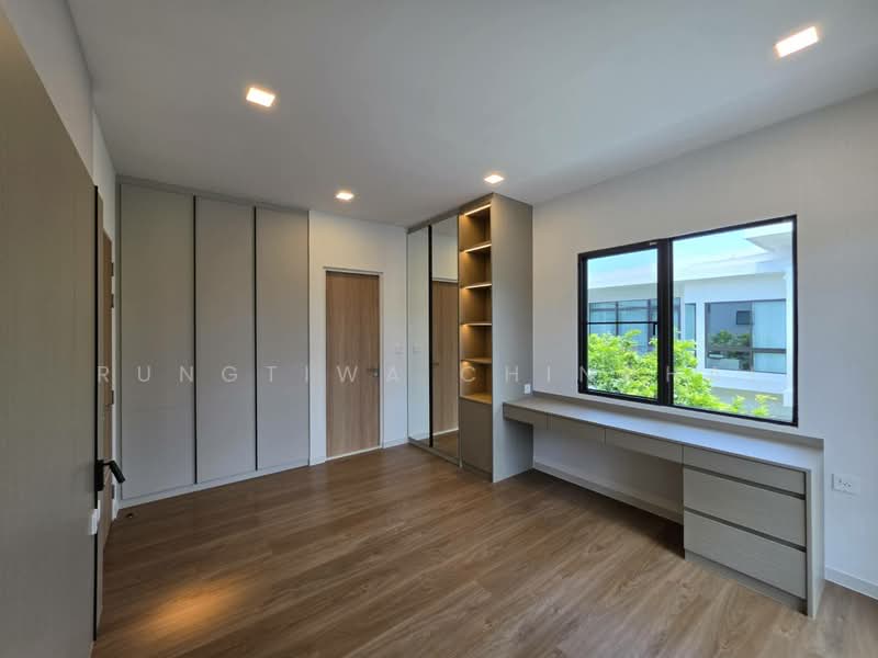 Mantana Bangna Km.15, Samut Prakan, 456 Bangna-Trad Road Km.15, Bang Chalong, Bang Plee, Samut Prakan, 4 Bedrooms, 325 sqm, Single Detached House For Rent, by Rungtiwa Chinchai, 500445808 - DDproperty.com