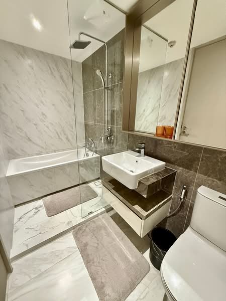 Fynn Asoke, Bangkok, 28 Sukhumvit 10 Alley, Khlong Toei, Bangkok, 1 Bedroom, 37 sqm, Condo For Sale, by Suchada Yodyiem, 500445834 - DDproperty.com