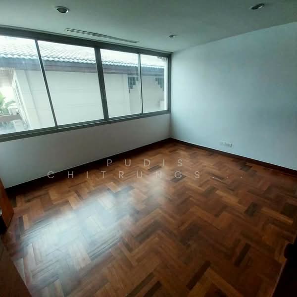 4-Storey Townhome for Rent – Sukhumvit, Phrom Phong, Bangkok, Khlong Tan Nua, Watthana, Bangkok, , 400 sqm, Shophouse For Rent, by Pudis Chitrungsakorn, 500445858 - DDproperty.com