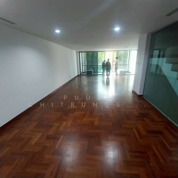 4-Storey Townhome for Rent – Sukhumvit, Phrom Phong, Bangkok, Khlong Tan Nua, Watthana, Bangkok, , 400 sqm, Shophouse For Rent, by Pudis Chitrungsakorn, 500445858 - DDproperty.com