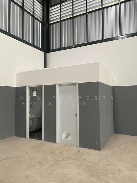โกดัง ออฟฟิศ เชื่อมสัมพันธ์ หนองจอก, Bangkok, Lam Phak Chi, Nong Chok, Bangkok, , 800 sqm, Warehouse/Factory For Sale, by NTG Property House Co.,Ltd., 500445881 - DDproperty.com