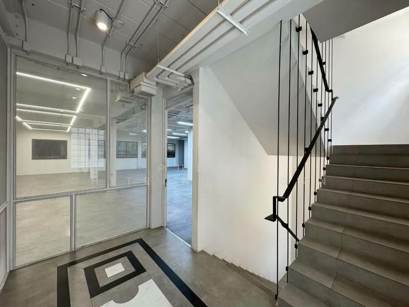 Showroom / Office Building for Rent – Sukhumvit, Thong Lo, Bangkok, Khlong Tan Nua, Watthana, Bangkok, , 1,000 sqm, Office Space For Rent, by Pudis Chitrungsakorn, 500445883 - DDproperty.com