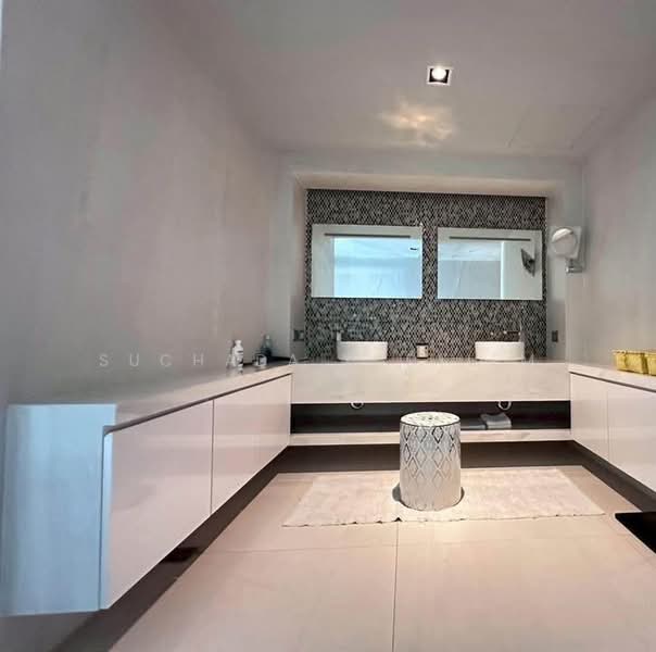 Le Raffine Jambunuda Sukhumvit 31, Bangkok, Sukhumvit 31, Khlongtoei Nua, Watthana, Bangkok, 3 Bedrooms, 380 sqm, Condo For Sale, by Suchada Yodyiem, 500445894 - DDproperty.com