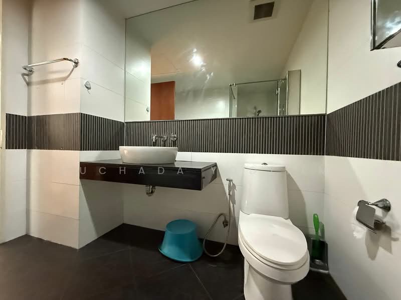 Urbana Sathorn, Bangkok, 55 South Sathorn Road, Thung Maha Mek, Sathon, Bangkok, 1 Bedroom, 70 sqm, Condo For Sale, by Suchada Yodyiem, 500445895 - DDproperty.com